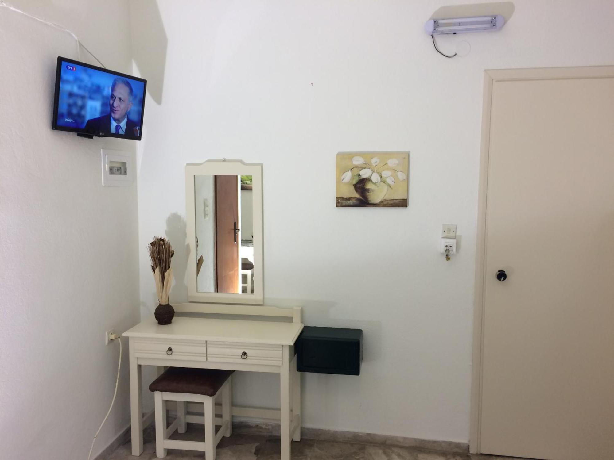 Creta Sun Studios *